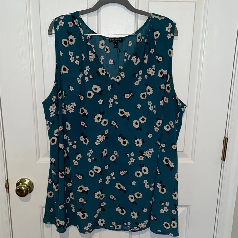 Lane Bryant Teal and White Floral Sleeveless Blouse Relaxed Fit Women’s Plus 28 - Picture 1 of 8